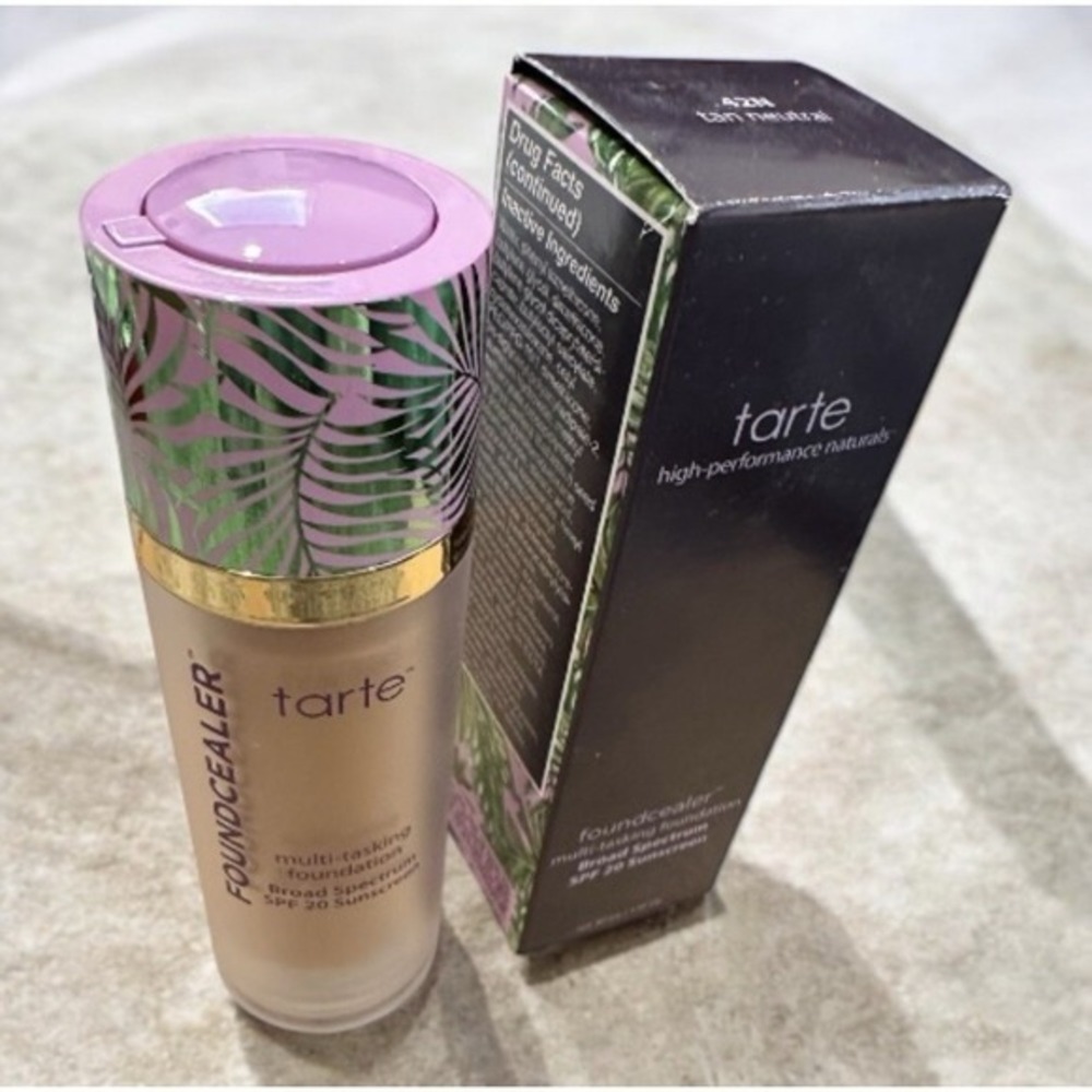 Tarte Babassu Foundcealer Foundation SPF 20 Tan Neutral 42N New In Box - Picture 2 of 5